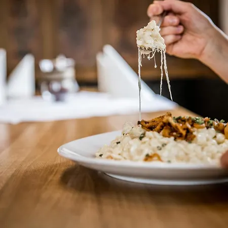 Otel Zur Rose Eglofs